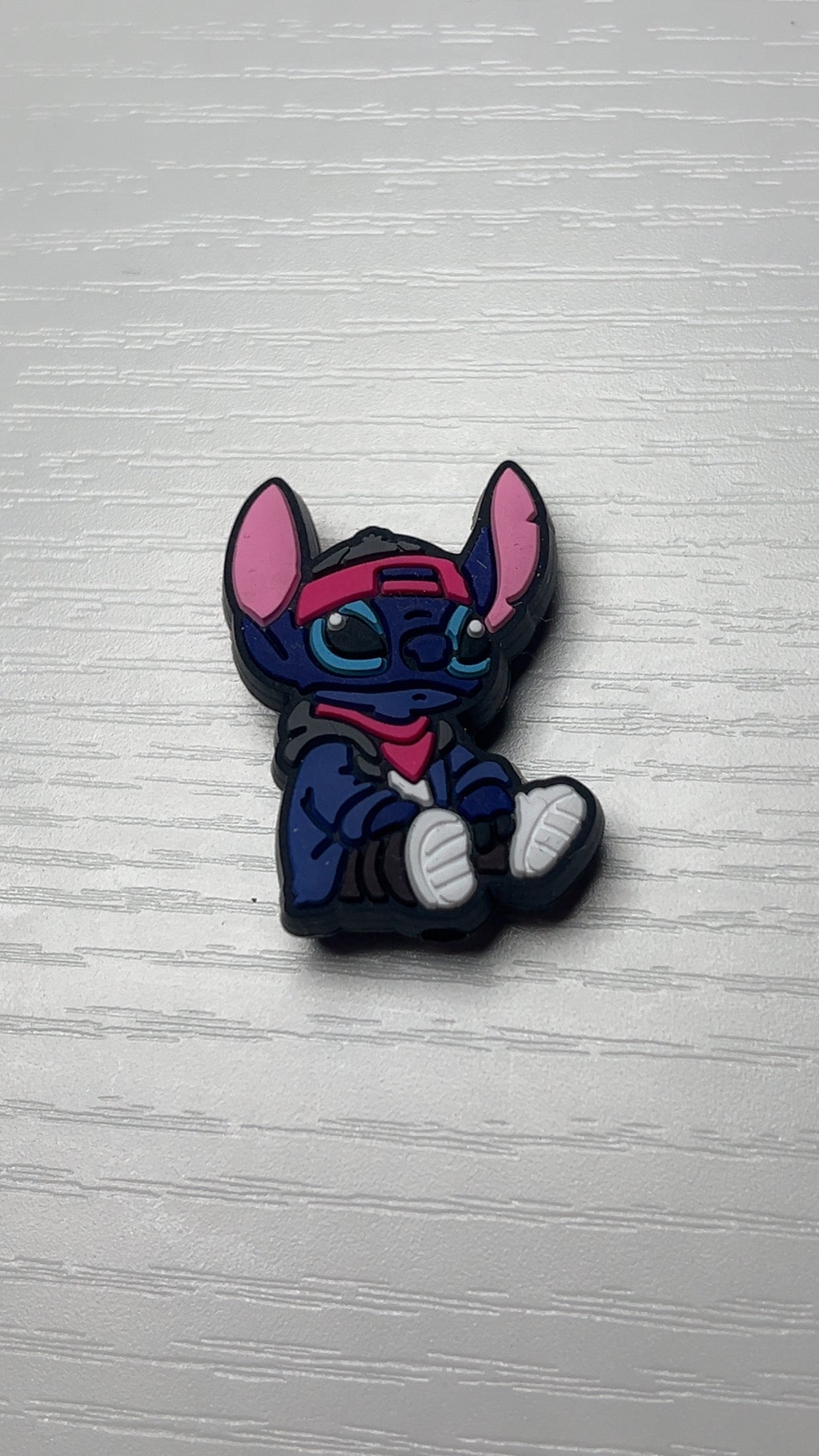 Stitch silicone bead