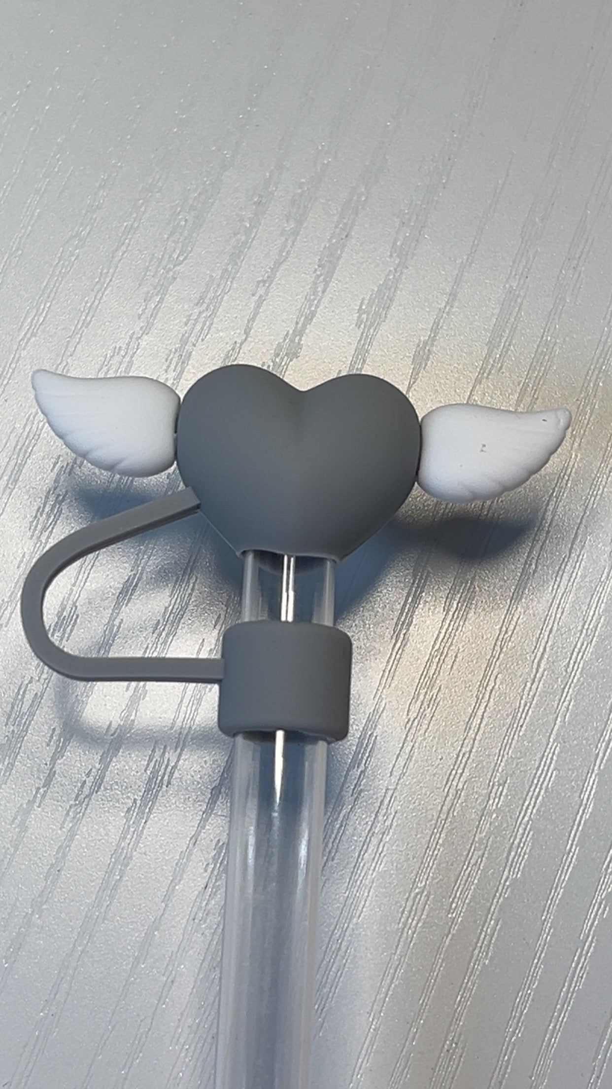 Grey heart straw topper