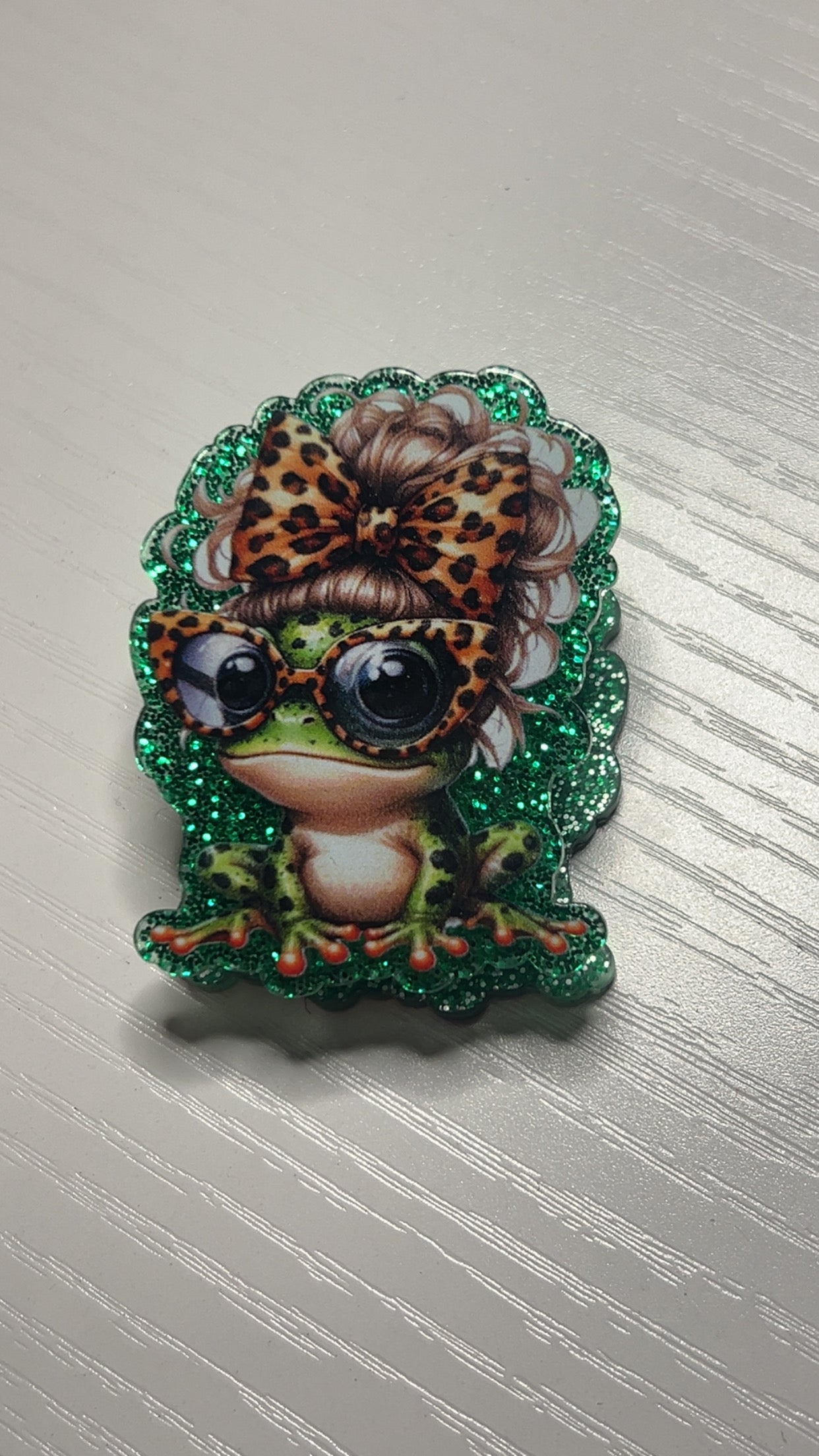 Girly frog bag clip